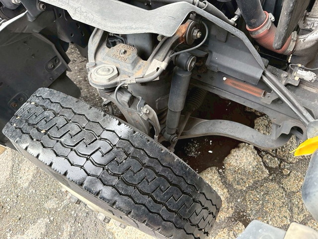 いすゞエルフ冷凍車（冷蔵車）小型（2t・3t）[写真17]