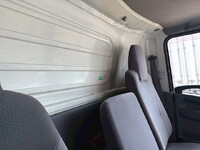 いすゞエルフ冷凍車（冷蔵車）小型（2t・3t）[写真23]