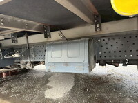 いすゞエルフ冷凍車（冷蔵車）小型（2t・3t）[写真39]