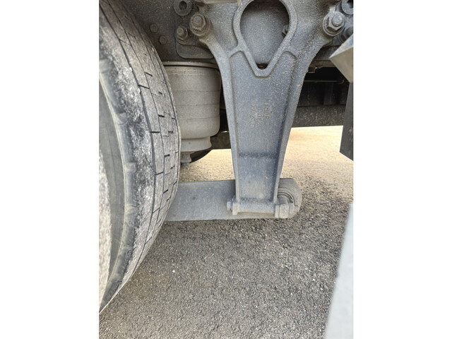 日野レンジャークレーン3段増トン（6t・8t）[写真17]