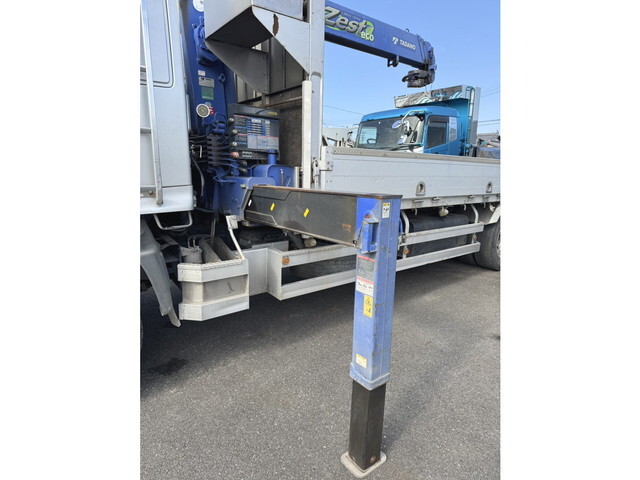 日野レンジャークレーン3段増トン（6t・8t）[写真19]