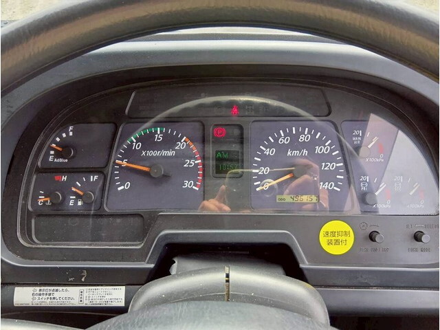 いすゞギガトレーラーヘッド（トラクターヘッド）大型（10t）[写真20]