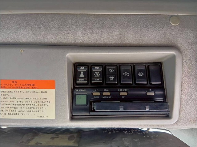 いすゞギガトレーラーヘッド（トラクターヘッド）大型（10t）[写真21]