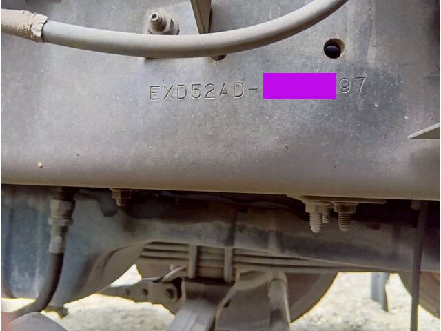 いすゞギガトレーラーヘッド（トラクターヘッド）大型（10t）[写真32]