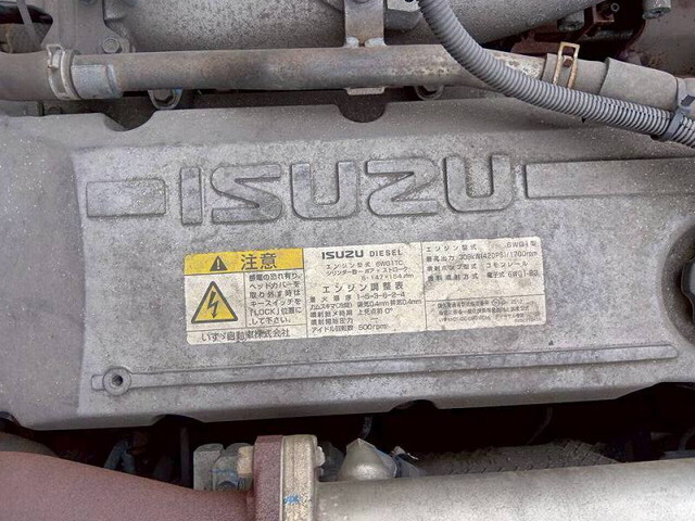 いすゞギガトレーラーヘッド（トラクターヘッド）大型（10t）[写真35]