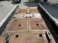 三菱ふそうファイター平ボディ増トン（6t・8t）[写真30]