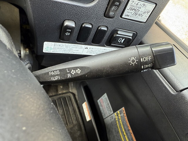 三菱ふそうファイター平ボディ増トン（6t・8t）[写真36]