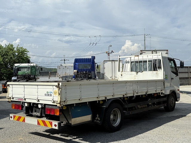 三菱ふそうファイター平ボディ増トン（6t・8t）[写真04]