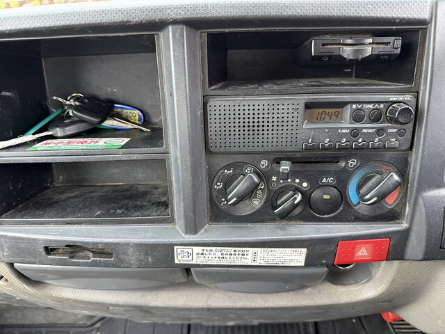 いすゞエルフダンプ小型（2t・3t）[写真36]