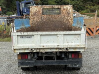 いすゞエルフダンプ小型（2t・3t）[写真06]