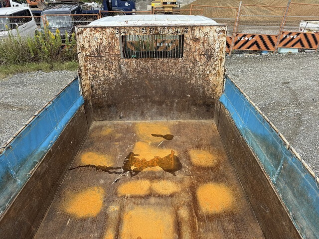 いすゞエルフダンプ小型（2t・3t）[写真08]