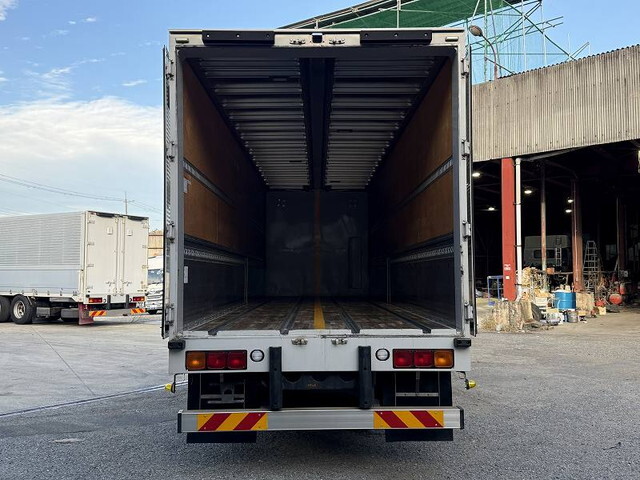 UDトラックスその他の車種アルミウイング大型（10t）[写真10]