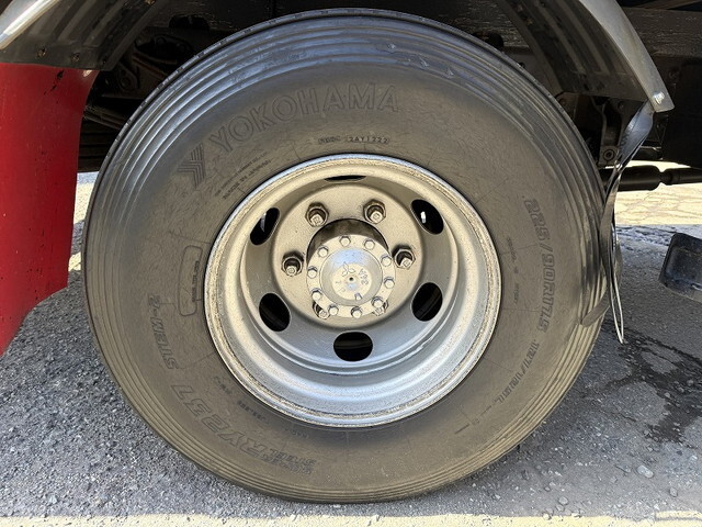 三菱ふそうファイター平ボディ中型（4t）[写真14]