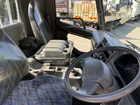 三菱ふそうファイター平ボディ中型（4t）[写真33]