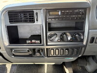 三菱ふそうファイター平ボディ中型（4t）[写真35]