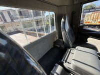 三菱ふそうファイター平ボディ中型（4t）[写真38]