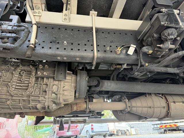 UDトラックスコンドル冷凍車（冷蔵車）中型（4t）[写真22]