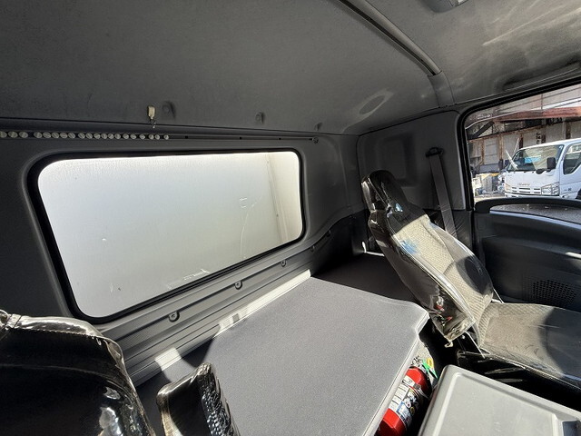 UDトラックスコンドル冷凍車（冷蔵車）中型（4t）[写真38]