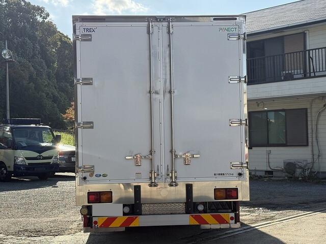 UDトラックスコンドル冷凍車（冷蔵車）中型（4t）[写真07]