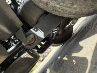 UDトラックスクオントレーラーヘッド（トラクターヘッド）大型（10t）[写真16]