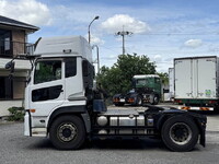 UDトラックスクオントレーラーヘッド（トラクターヘッド）大型（10t）[写真05]