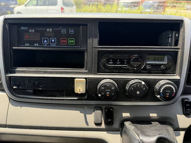 三菱ふそうキャンター冷凍車（冷蔵車）小型（2t・3t）[写真26]
