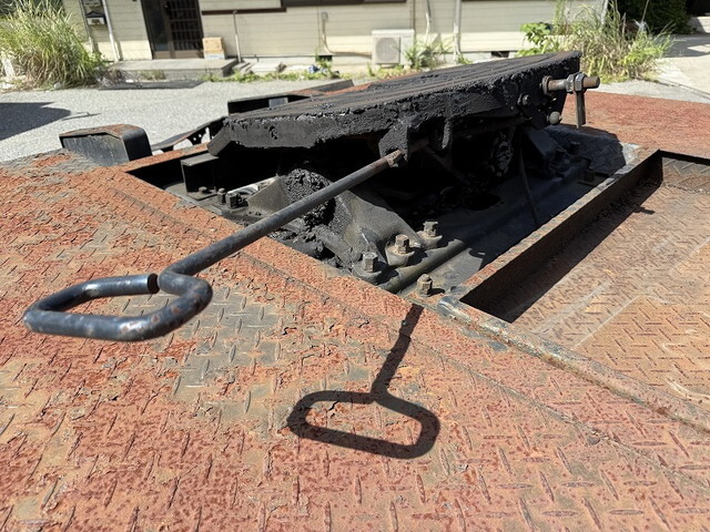 三菱ふそうスーパーグレートトレーラーヘッド（トラクターヘッド）大型（10t）[写真20]