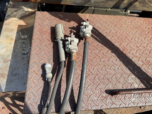 三菱ふそうスーパーグレートトレーラーヘッド（トラクターヘッド）大型（10t）[写真24]