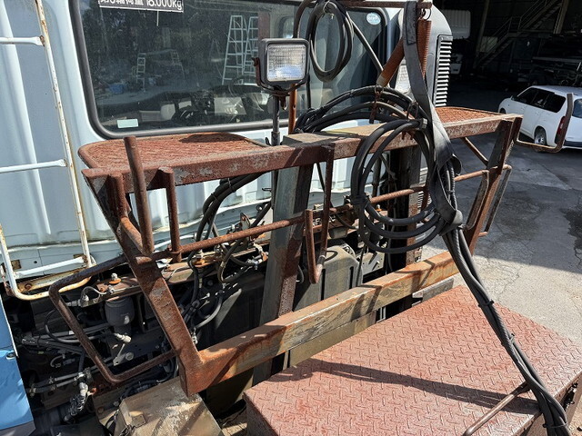 三菱ふそうスーパーグレートトレーラーヘッド（トラクターヘッド）大型（10t）[写真27]