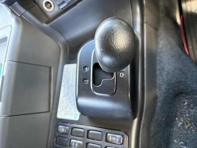 三菱ふそうスーパーグレートトレーラーヘッド（トラクターヘッド）大型（10t）[写真36]