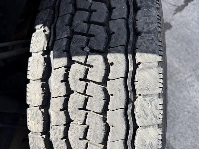 三菱ふそうスーパーグレートトレーラーヘッド（トラクターヘッド）大型（10t）[写真09]