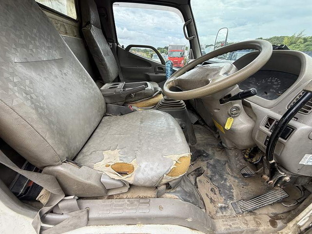 日野デュトロダンプ小型（2t・3t）[写真32]