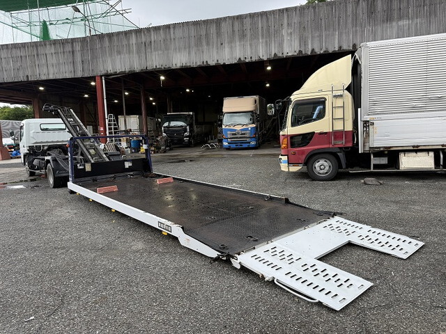 三菱ふそうキャンターセーフティローダー小型（2t・3t）[写真02]