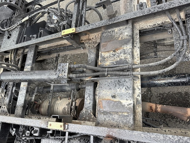 三菱ふそうキャンターセーフティローダー小型（2t・3t）[写真23]