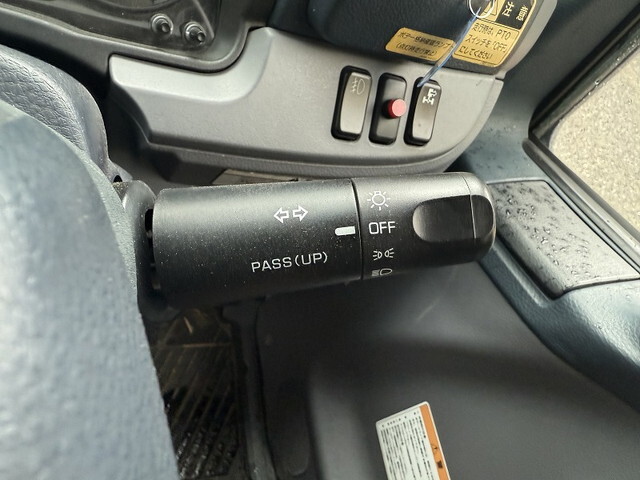 三菱ふそうキャンターセーフティローダー小型（2t・3t）[写真40]