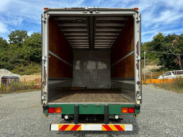 UDトラックスコンドルアルミウイング小型（2t・3t）[写真10]