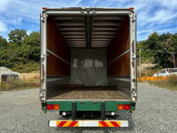 UDトラックスコンドルアルミウイング小型（2t・3t）[写真11]