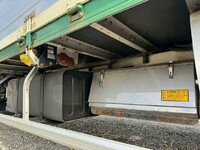 UDトラックスコンドルアルミウイング小型（2t・3t）[写真23]