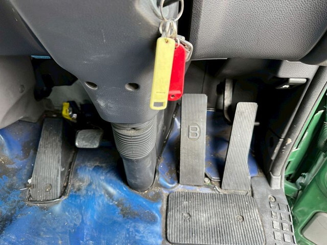 UDトラックスコンドルアルミウイング小型（2t・3t）[写真37]