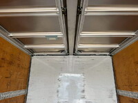 UDトラックスコンドルアルミウイング小型（2t・3t）[写真10]