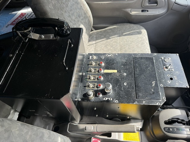 日野デュトロパネルバン小型（2t・3t）[写真28]