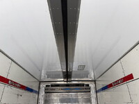 日野プロフィア冷蔵冷凍ウイング大型（10t）[写真16]