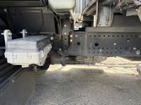 いすゞフォワードアルミウイング中型（4t）[写真23]