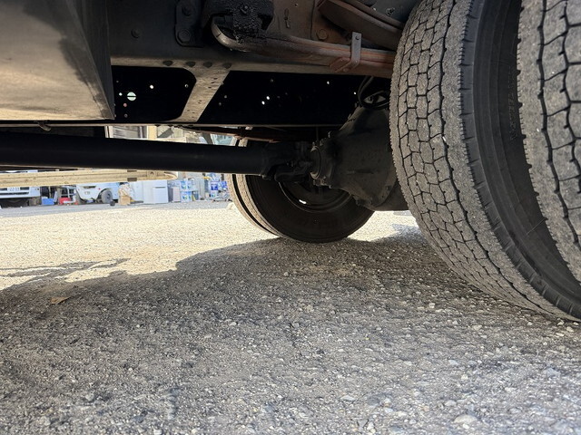 いすゞフォワードアルミウイング中型（4t）[写真26]