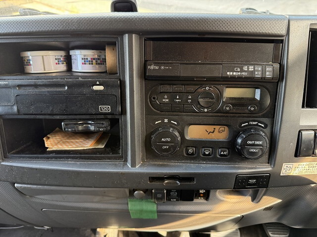 いすゞフォワードアルミウイング中型（4t）[写真35]