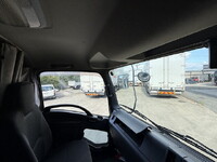 いすゞフォワードアルミウイング中型（4t）[写真40]