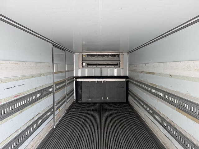 いすゞフォワード冷凍車（冷蔵車）増トン（6t・8t）[写真12]