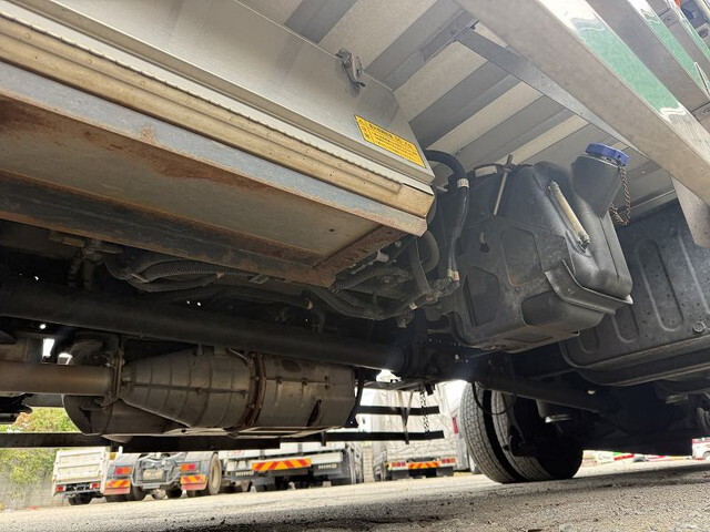 いすゞフォワード冷凍車（冷蔵車）増トン（6t・8t）[写真27]
