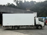 いすゞフォワード冷凍車（冷蔵車）増トン（6t・8t）[写真09]