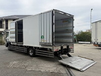 いすゞフォワード冷凍車（冷蔵車）増トン（6t・8t）[写真10]